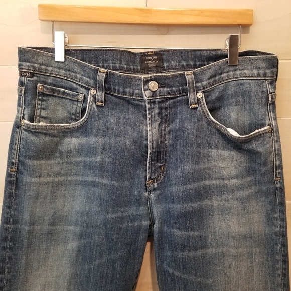 {34} Citizens of Humanity Gage Classic Straight - Picture 2 of 13